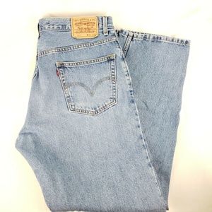 Levis 505 Men’s Jeans Zipper Fly Medium/Light Wash